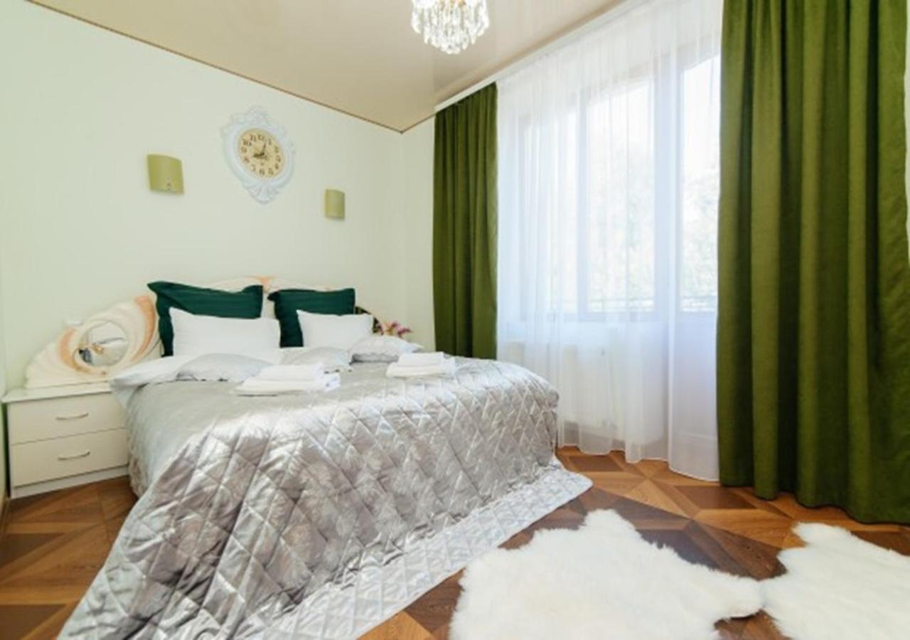 Apart Hotel Era Chişinău Extérieur photo